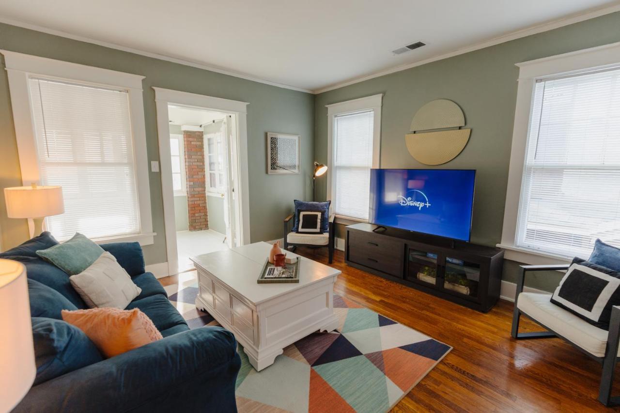 Historic Revival 2br Midtown Free Parking Fast Wifi Free Parking Yes Pets Holiday home