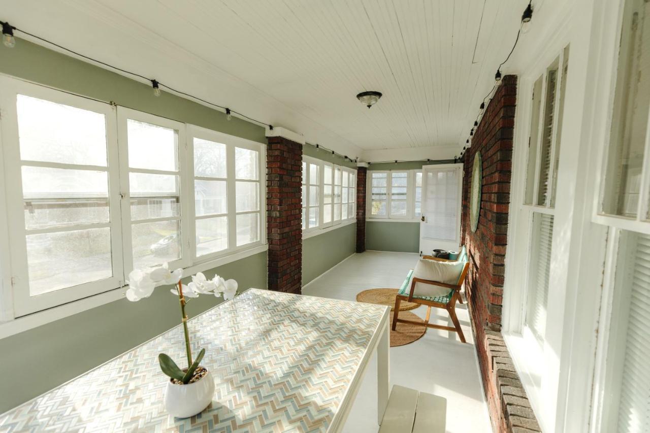 Historic Revival 2br Midtown Free Parking Fast Wifi Free Parking Yes Pets Holiday home Memphis