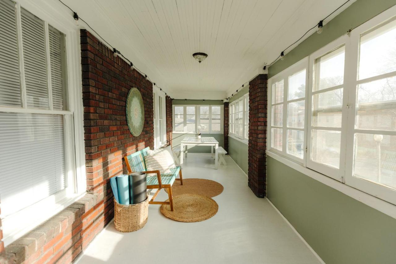 Historic Revival 2br Midtown Free Parking Fast Wifi Free Parking Yes Pets