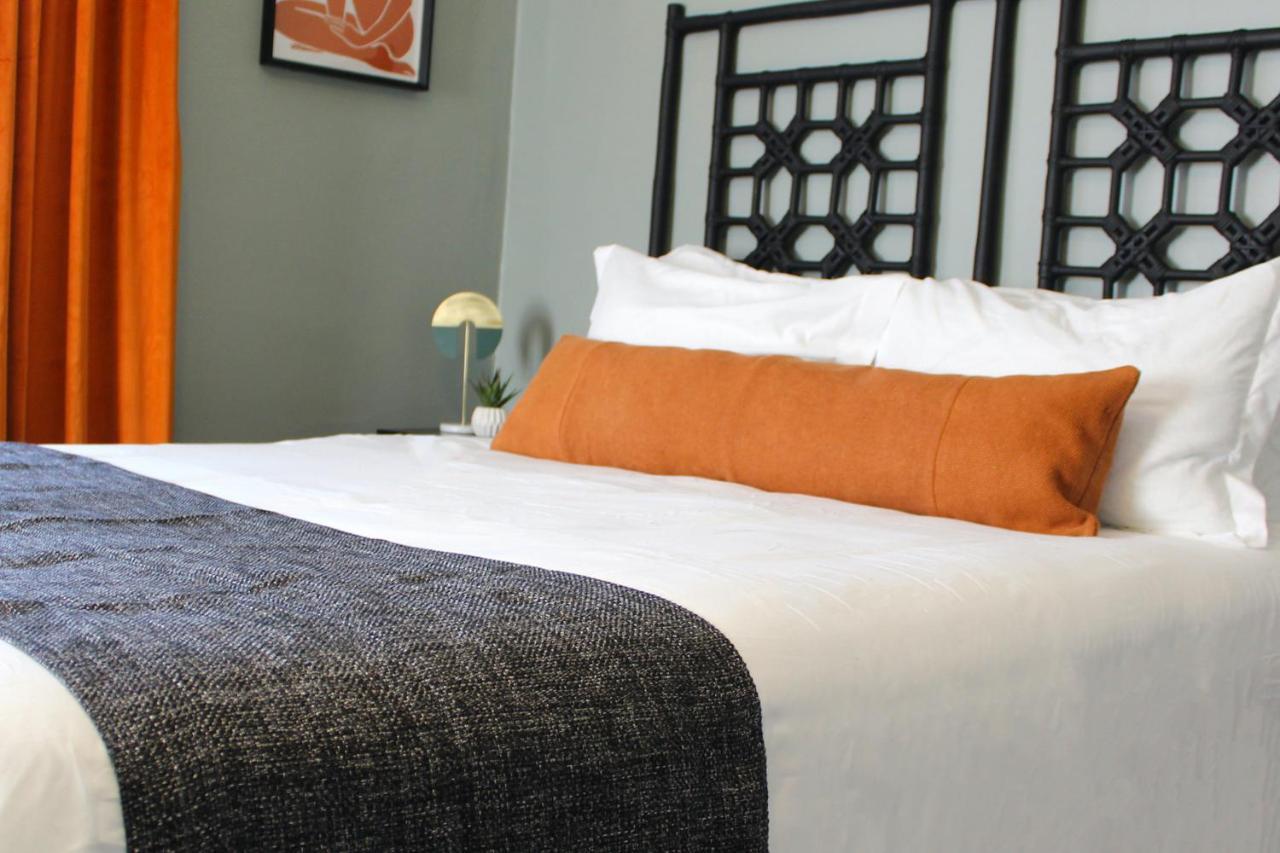 Holiday home Historic Revival 2br Midtown Free Parking Fast Wifi Free Parking Yes Pets