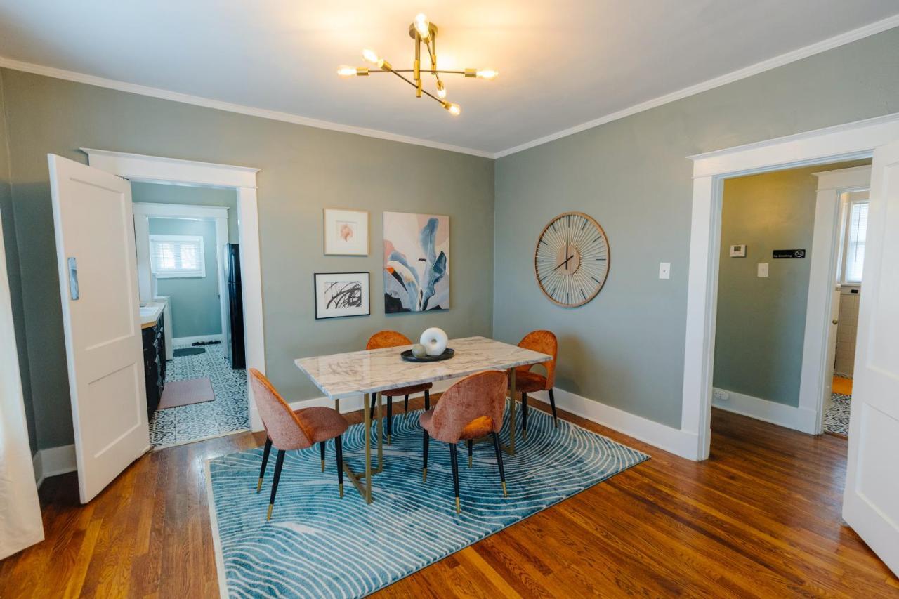 Holiday home Historic Revival 2br Midtown Free Parking Fast Wifi Free Parking Yes Pets